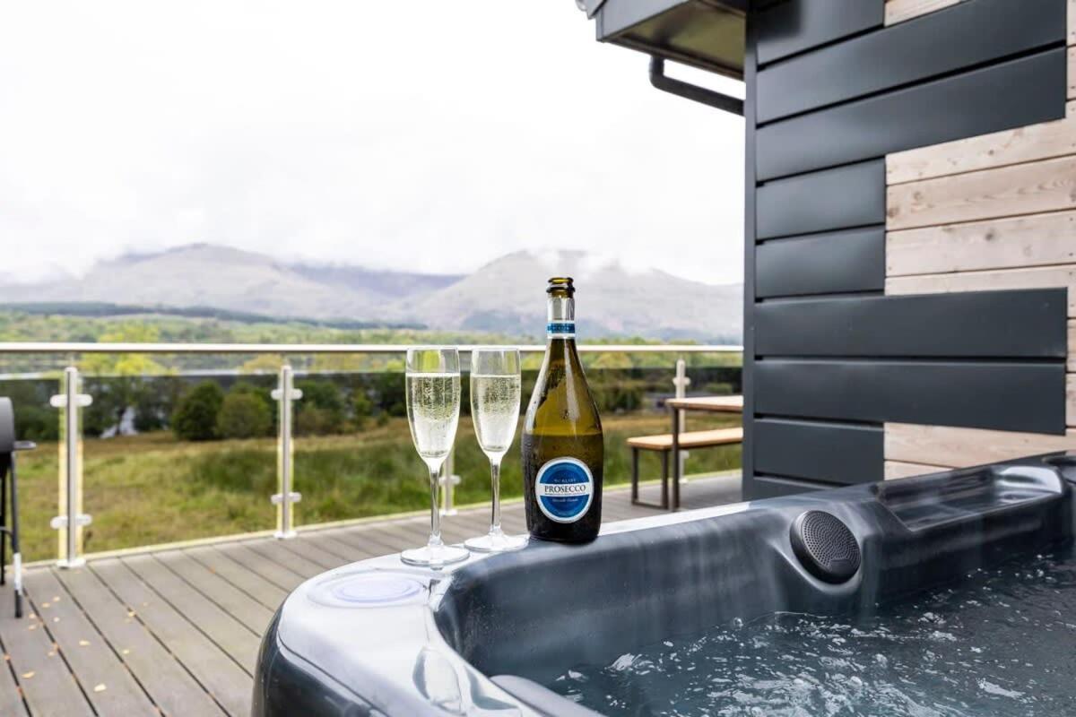 New Build Lodge With Stunning Views Of Loch Awe Hayfield  Exterior photo